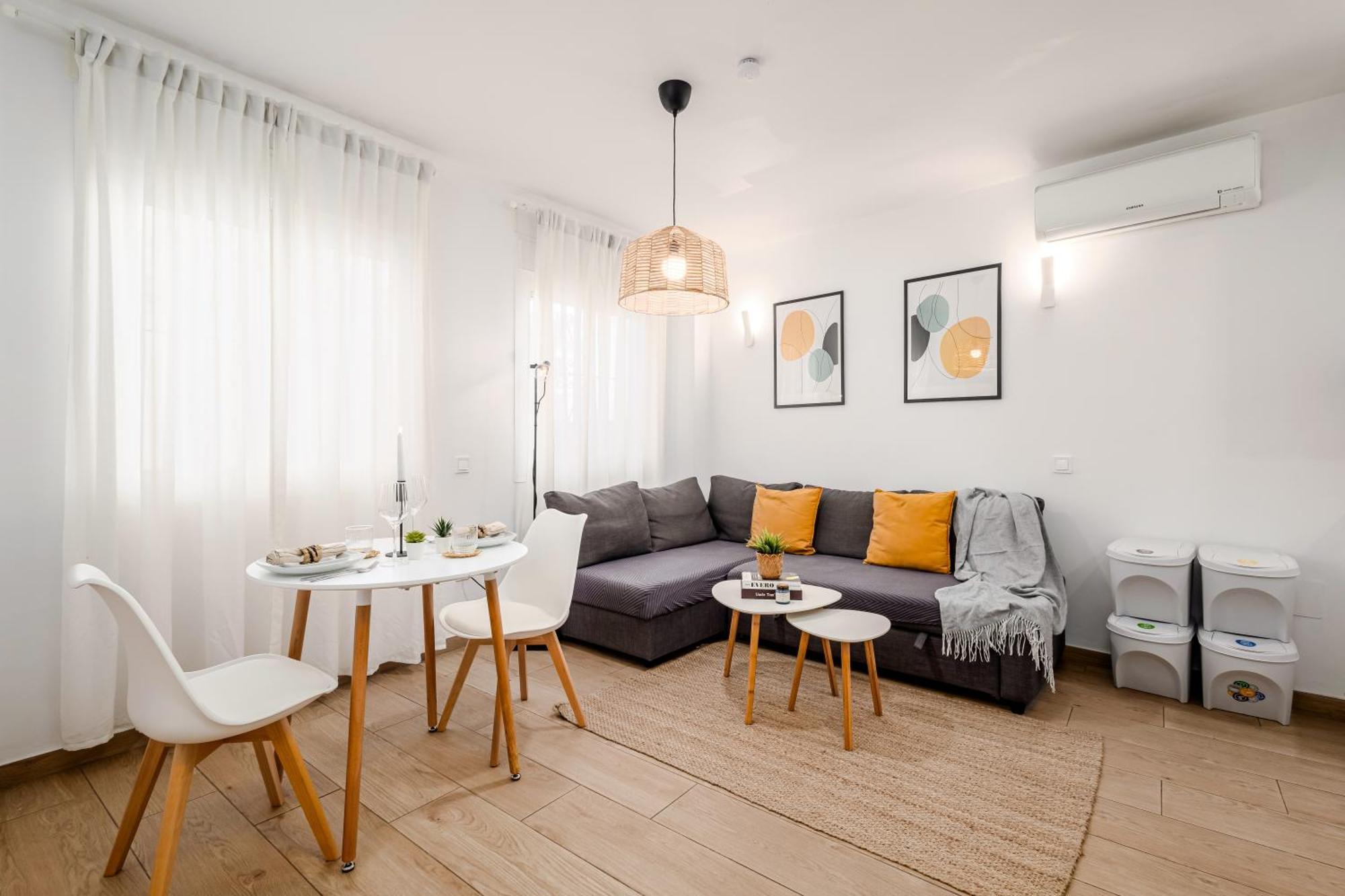 Nordik Apartments Urban - Perchel "Skogar" Málaga Exteriör bild